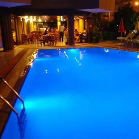 Hotel Atak 2*